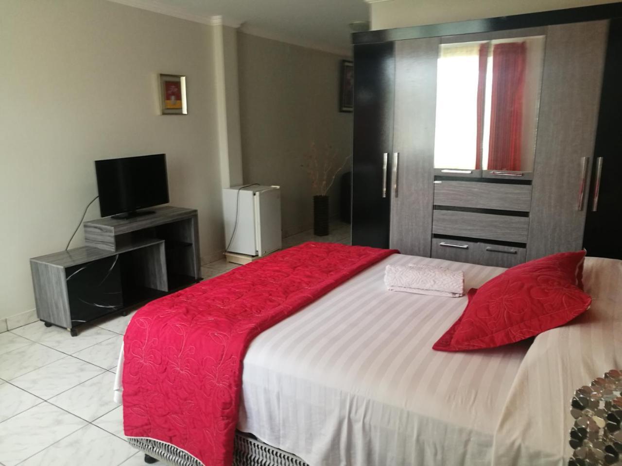 Dorado Hotel Cobija Εξωτερικό φωτογραφία